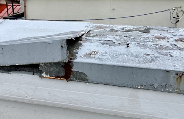 笠木から雨漏りが起こりやすい理由